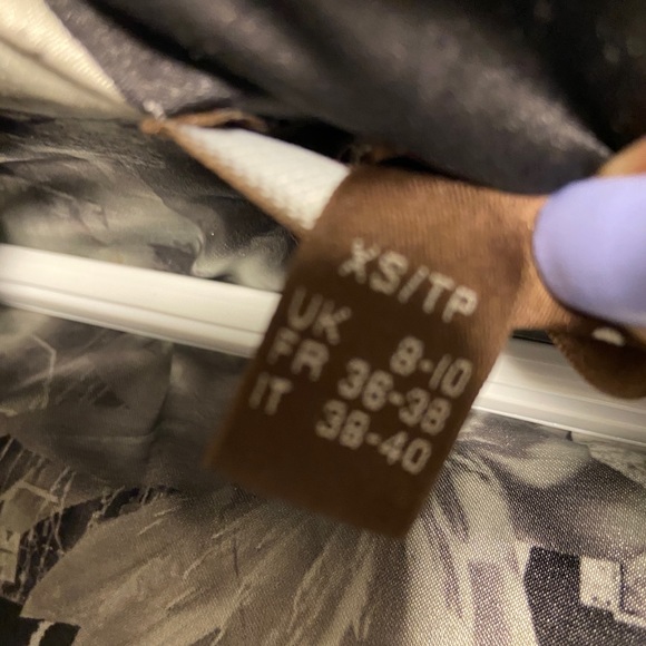 Danier leather jacket - Picture 4 of 4